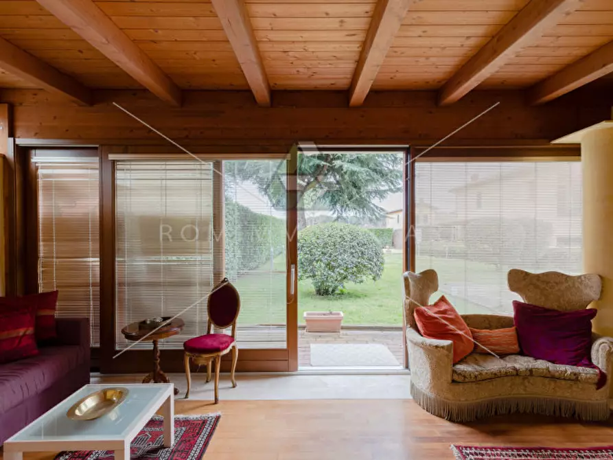 Immagine 42 di Casa bifamiliare in vendita  in Via Prato Lauro a Roma