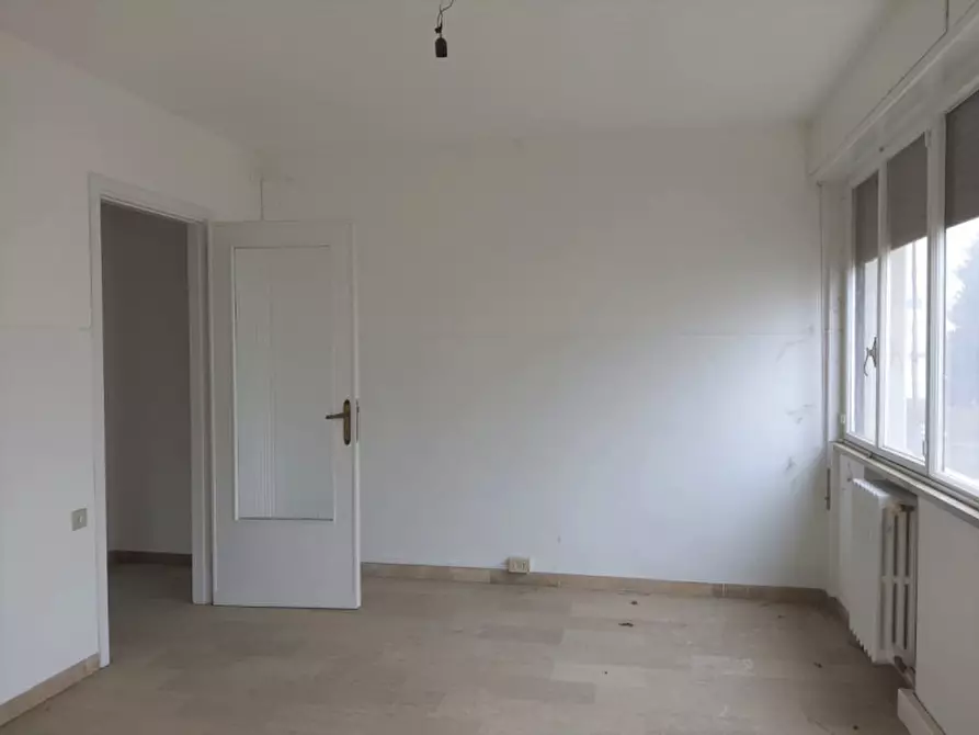 Immagine 1 di Ufficio in vendita  a Rovigo