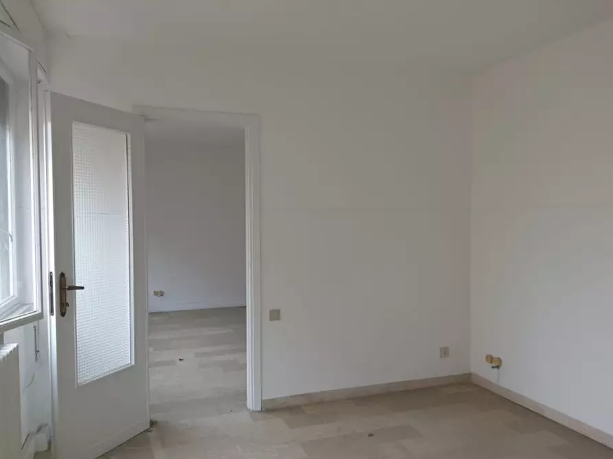 Immagine 3 di Ufficio in vendita  a Rovigo