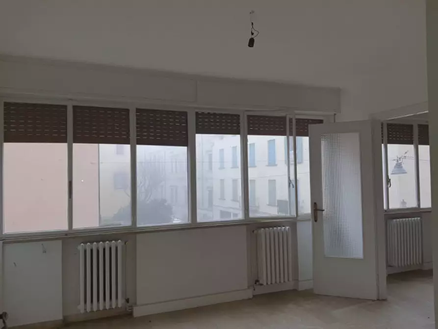 Immagine 7 di Ufficio in vendita  a Rovigo