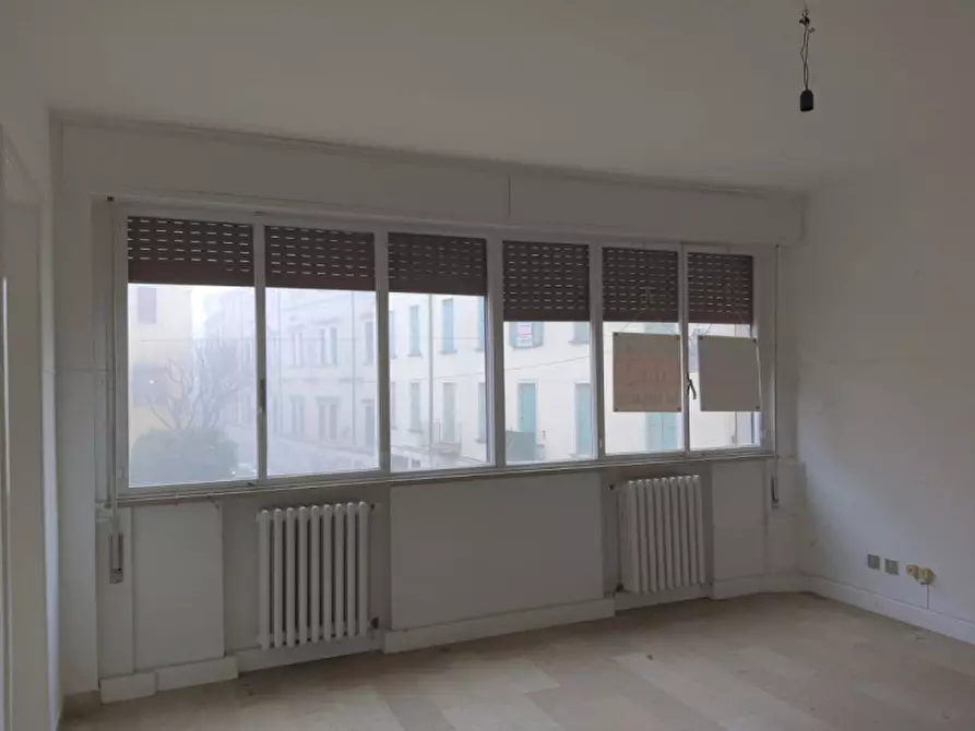 Immagine 8 di Ufficio in vendita  a Rovigo