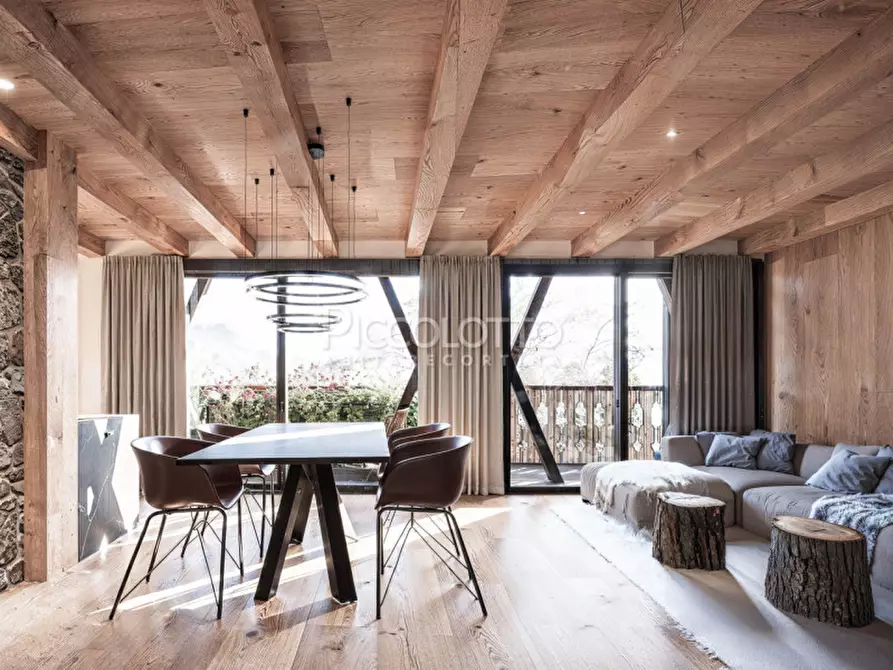 Immagine 12 di Appartamento in vendita  in Località Zuel a Cortina D'ampezzo