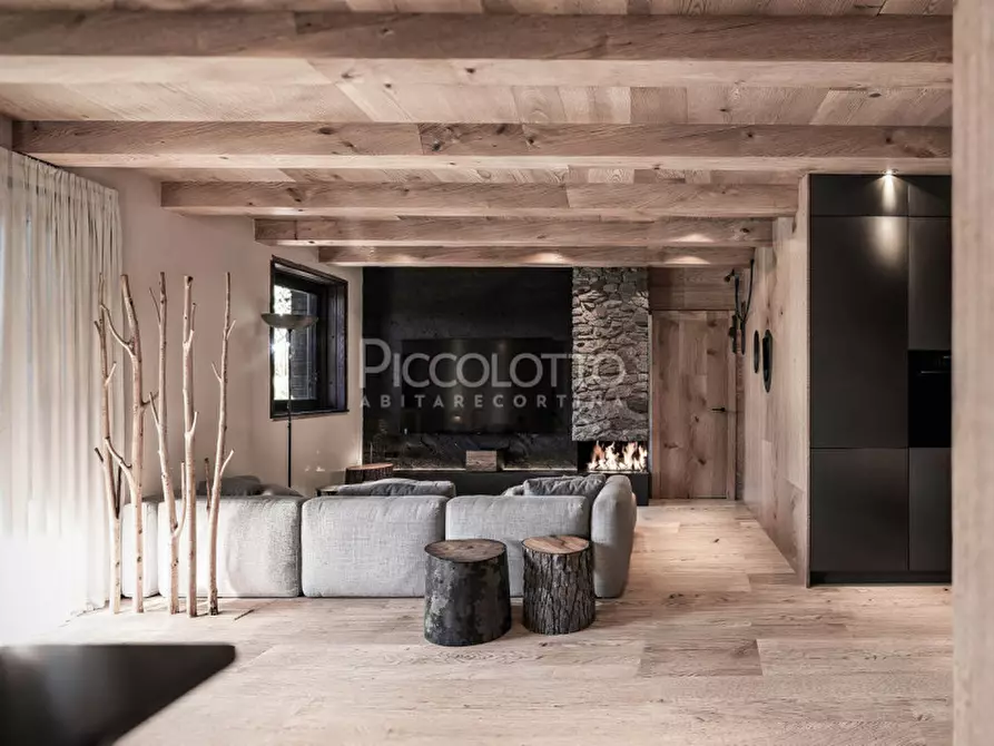 Immagine 15 di Appartamento in vendita  in Località Zuel a Cortina D'ampezzo