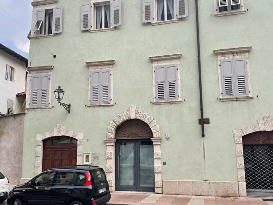 Immagine 3 di Negozio in vendita  in via Mazzini a Mezzolombardo