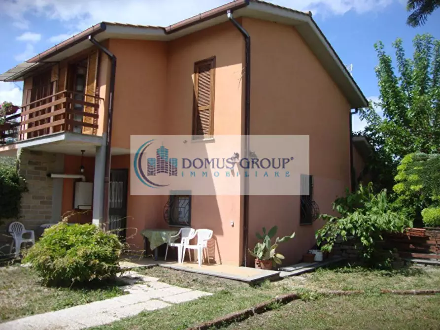 Immagine 3 di Casa bifamiliare in affitto  in via Monterosi a Trevignano Romano