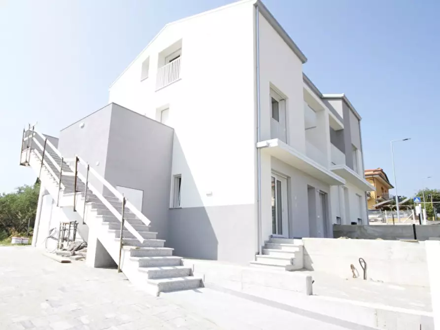 Immagine 19 di Appartamento in vendita  in via Ca'Gallo a Misano Adriatico