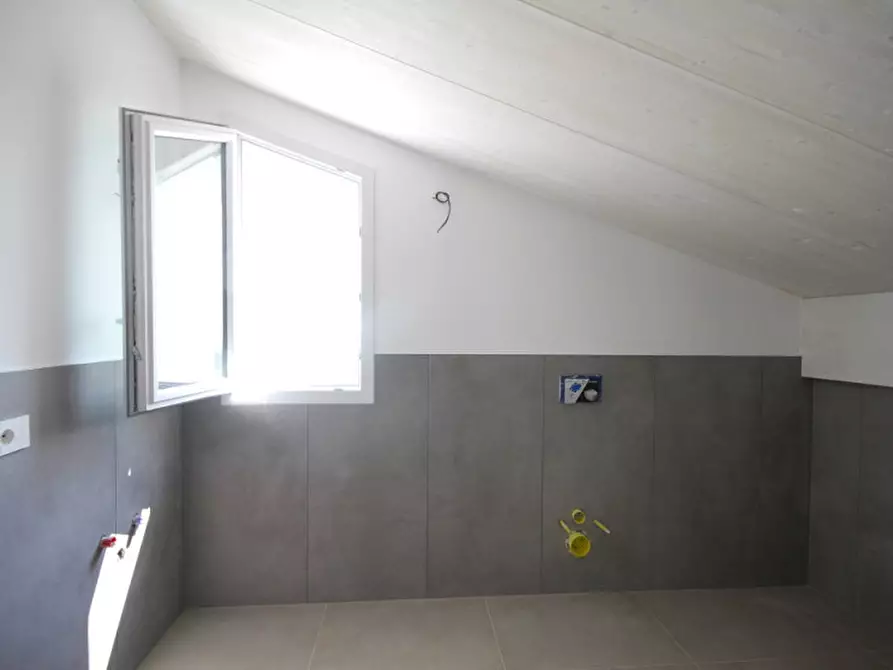 Immagine 10 di Appartamento in vendita  in via Ca'Gallo a Misano Adriatico