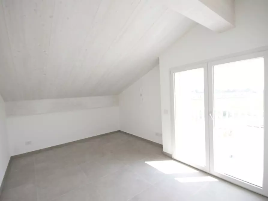 Immagine 11 di Appartamento in vendita  in via Ca'Gallo a Misano Adriatico