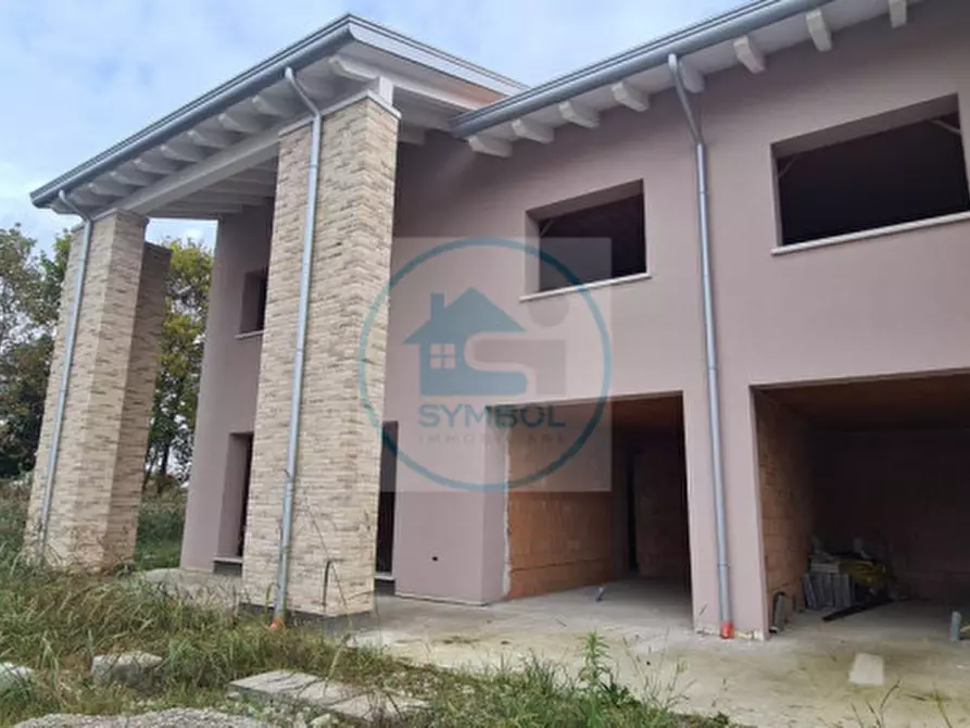 Immagine 2 di Casa bifamiliare in vendita  in via Beccaria a Santa Maria Di Sala