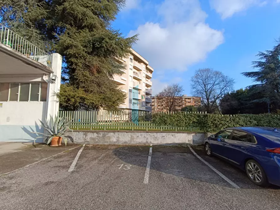 Immagine 10 di Appartamento in affitto  in Via San Zeno 141 a Brescia