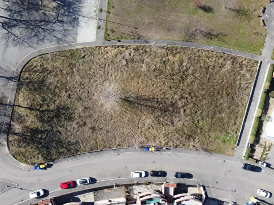 Immagine 5 di Terreno in vendita  a Parma