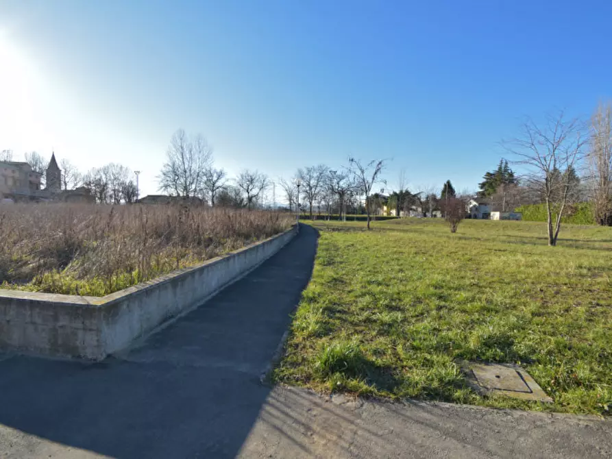 Immagine 8 di Terreno in vendita  a Parma