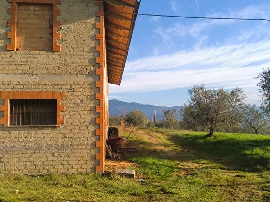 Immagine 9 di Laboratorio in vendita  a Tuoro Sul Trasimeno