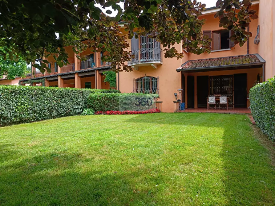 Immagine 2 di Villa in vendita  in Via Del Santolino a Gussago