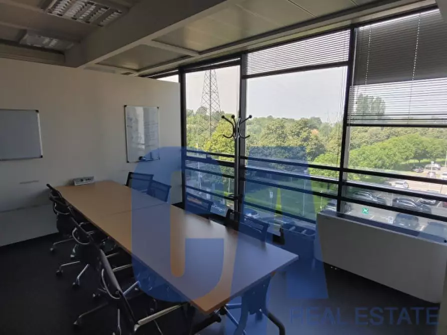 Immagine 6 di Palazzo in affitto  in STRADA MILANO FIORI a Assago