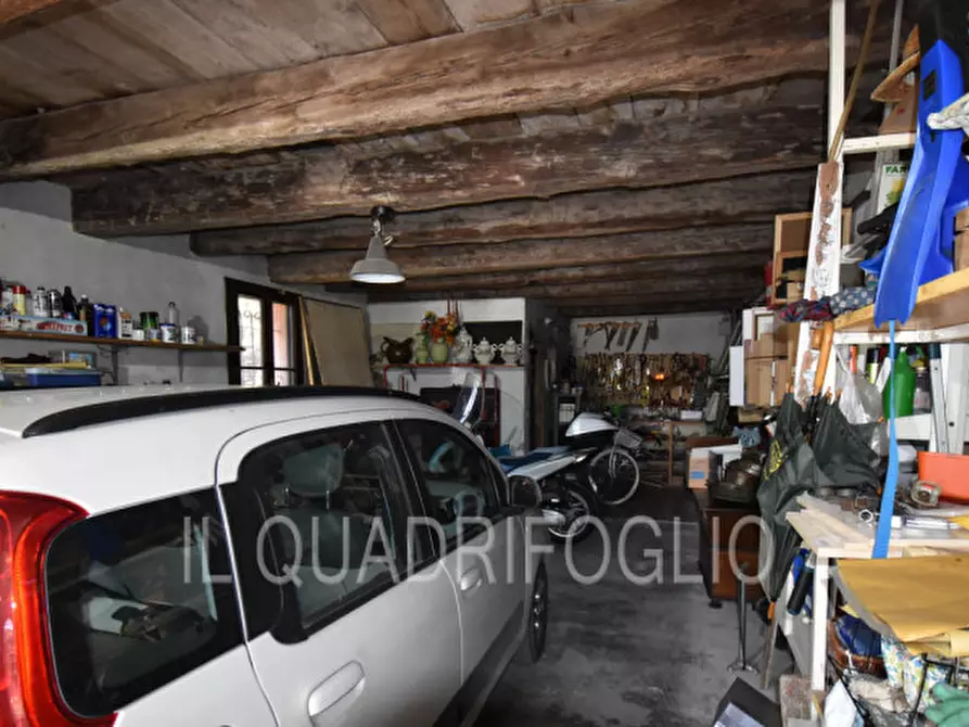 Immagine 35 di Villa in vendita  a Cesena