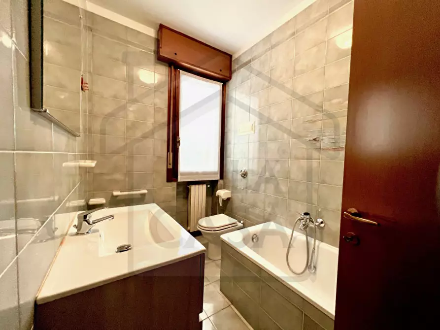 Immagine 12 di Appartamento in vendita  in Via Neroniana a Montegrotto Terme