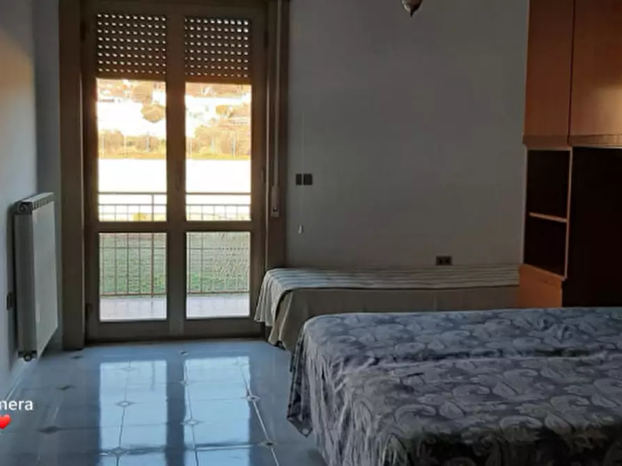 Immagine 3 di Appartamento in vendita  in VIA DEL LAVORO a Torre Del Greco