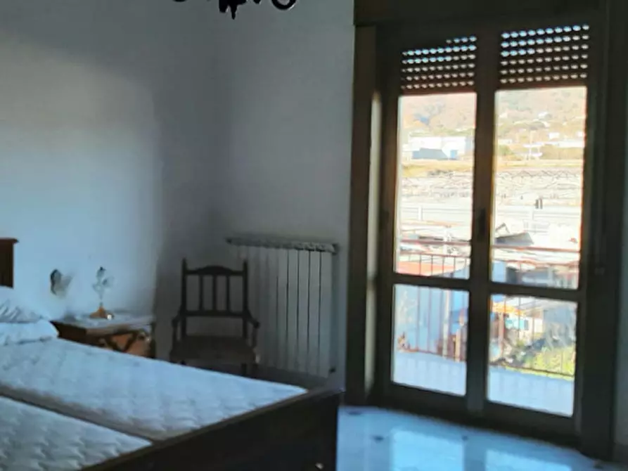 Immagine 11 di Appartamento in vendita  in VIA DEL LAVORO a Torre Del Greco