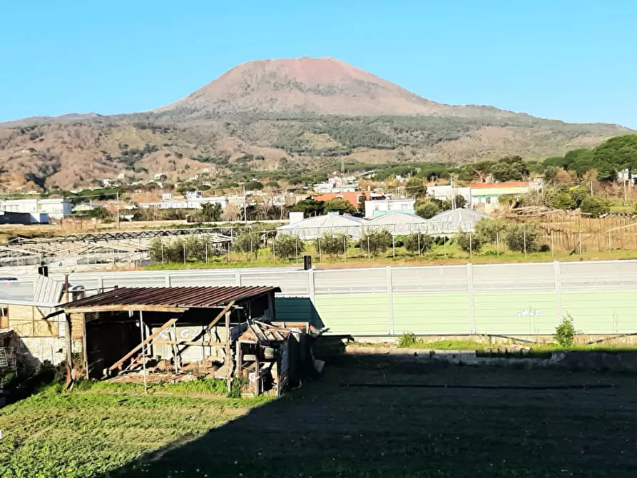 Immagine 14 di Appartamento in vendita  in VIA DEL LAVORO a Torre Del Greco