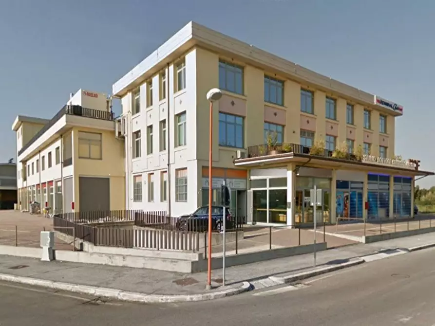 Immagine 4 di Ufficio in vendita  in Strada Statale Valnerina, N. 62 a Montefranco