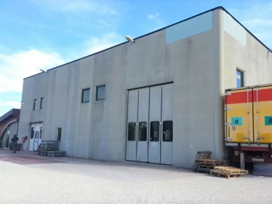 Immagine 1 di Capannone industriale in vendita  in Via Piangallo, N. 33/A a Corropoli