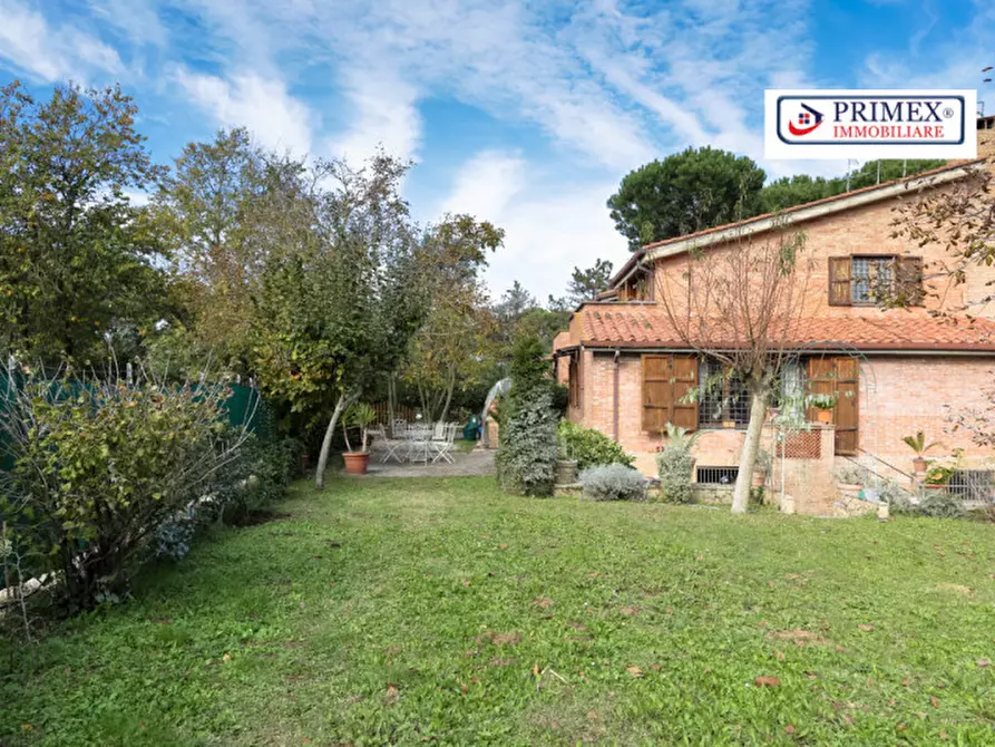 Immagine 2 di Villa in affitto  in via della giustiniana a Roma