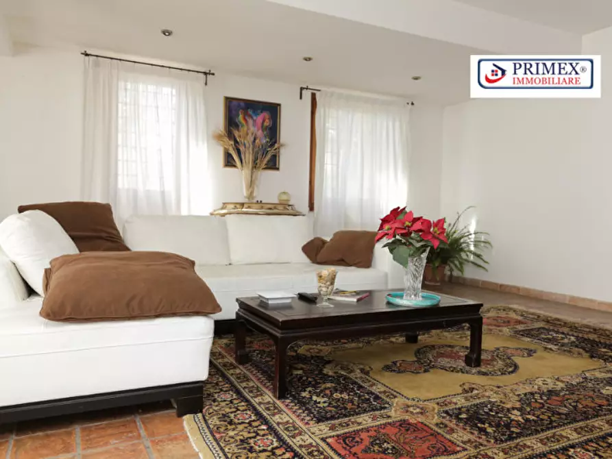 Immagine 10 di Villa in affitto  in via della giustiniana a Roma