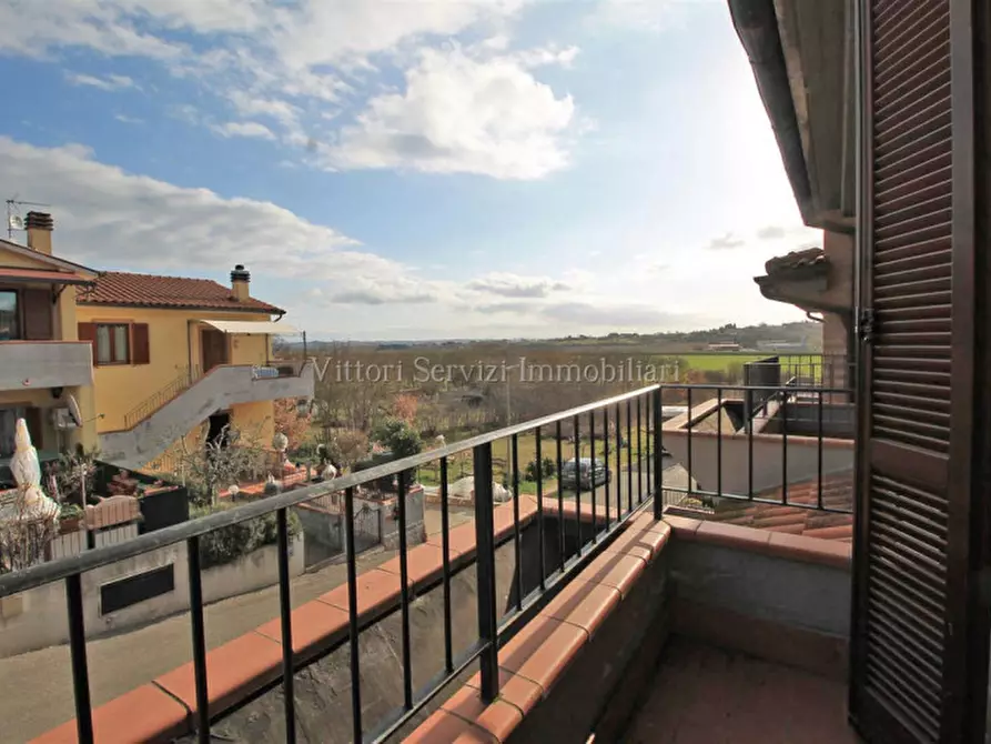 Immagine 3 di Appartamento in vendita  in Via Salvo d'Acquisto a Montepulciano