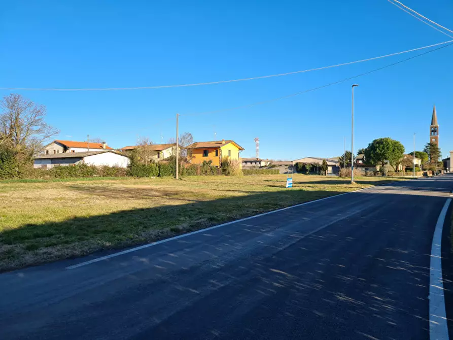 Immagine 4 di Terreno in vendita  in VIA DANTE ALIGHIERI a Sant'urbano