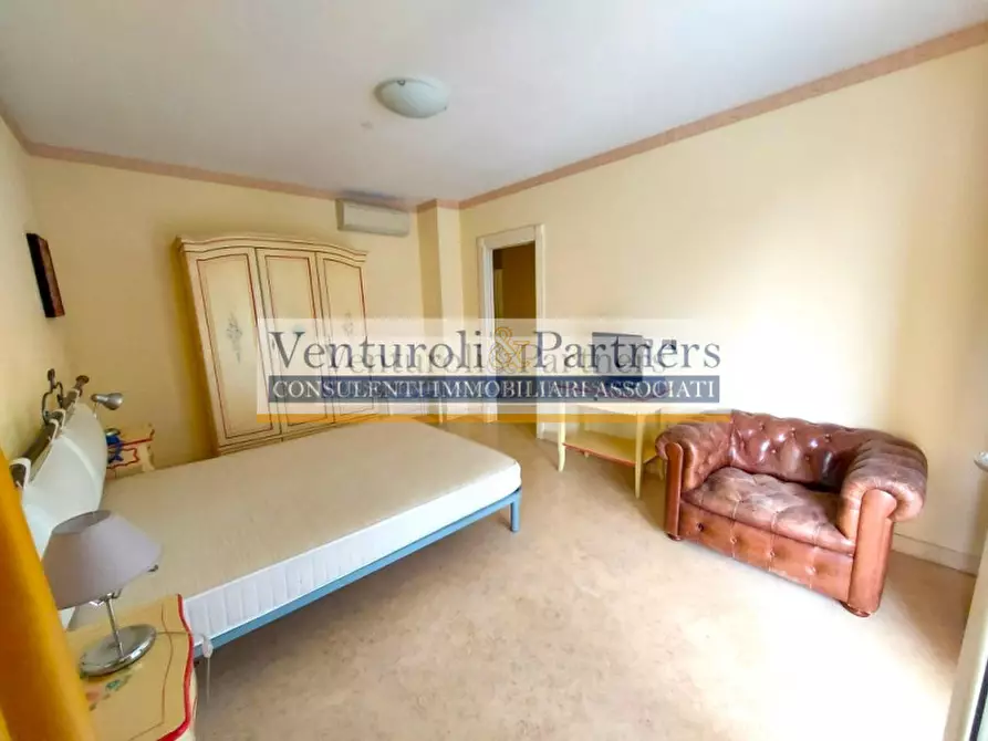 Immagine 35 di Appartamento in vendita  in via Brescia a Desenzano Del Garda