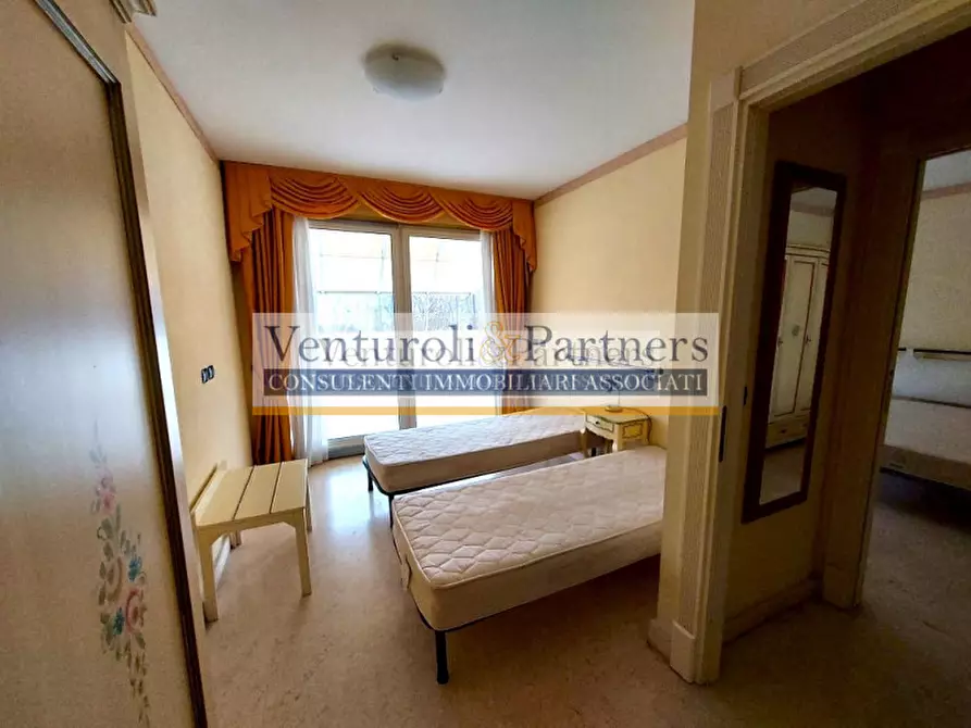 Immagine 36 di Appartamento in vendita  in via Brescia a Desenzano Del Garda