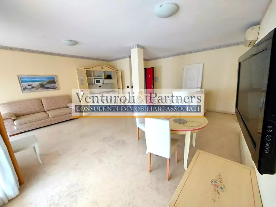 Immagine 44 di Appartamento in vendita  in via Brescia a Desenzano Del Garda