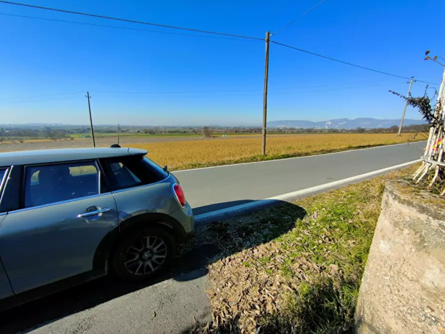 Immagine 4 di Terreno in vendita  in piazza roma a Muscoline