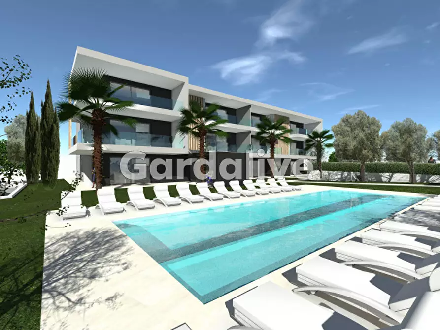 Immagine 4 di Appartamento in vendita  a Sirmione