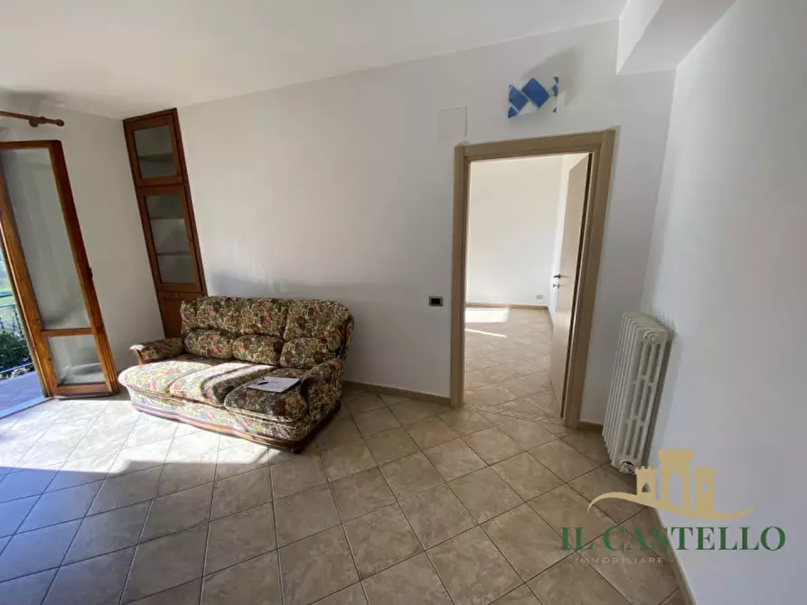 Immagine 2 di Appartamento in vendita  in via santa maria a Castiglione Del Lago