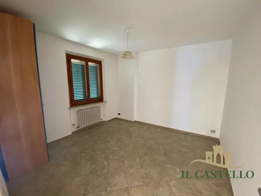 Immagine 9 di Appartamento in vendita  in via santa maria a Castiglione Del Lago