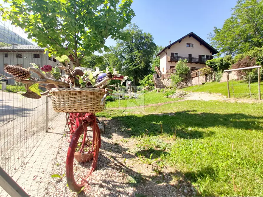 Immagine 5 di Appartamento in vendita  in via malga a Madruzzo