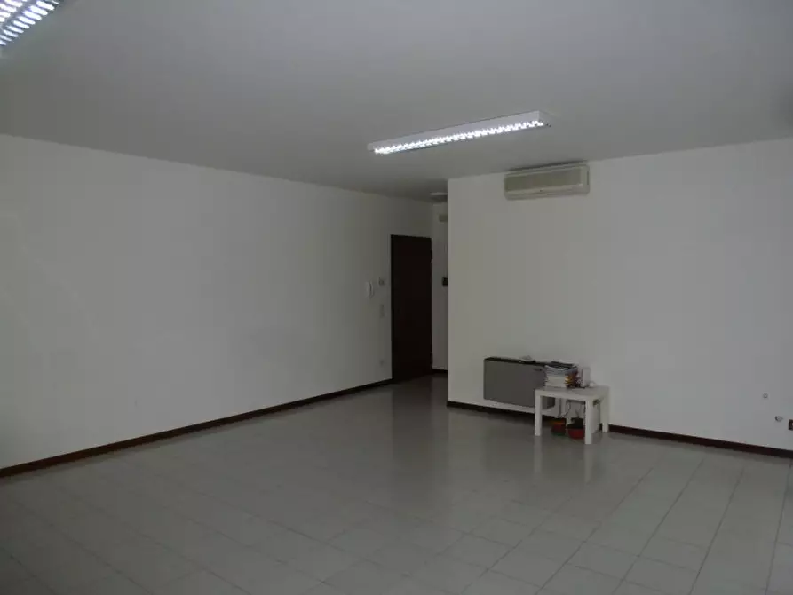 Immagine 2 di Ufficio in affitto  in via roma 25 a Saonara