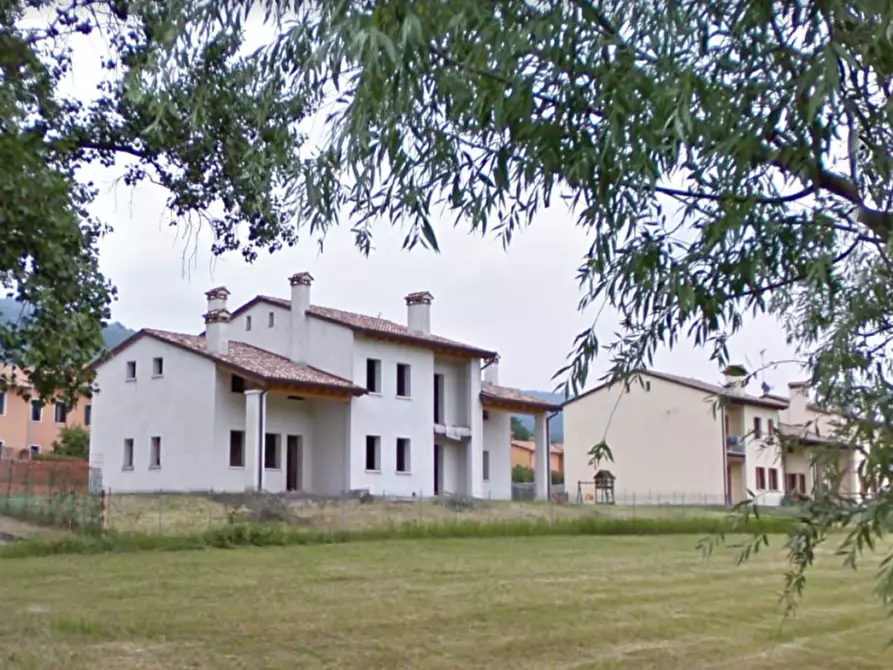 Immagine 1 di Casa bifamiliare in vendita  in via Serafin a Possagno