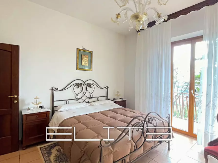Immagine 10 di Villa in vendita  in VIA MONTEGALLO a Offagna