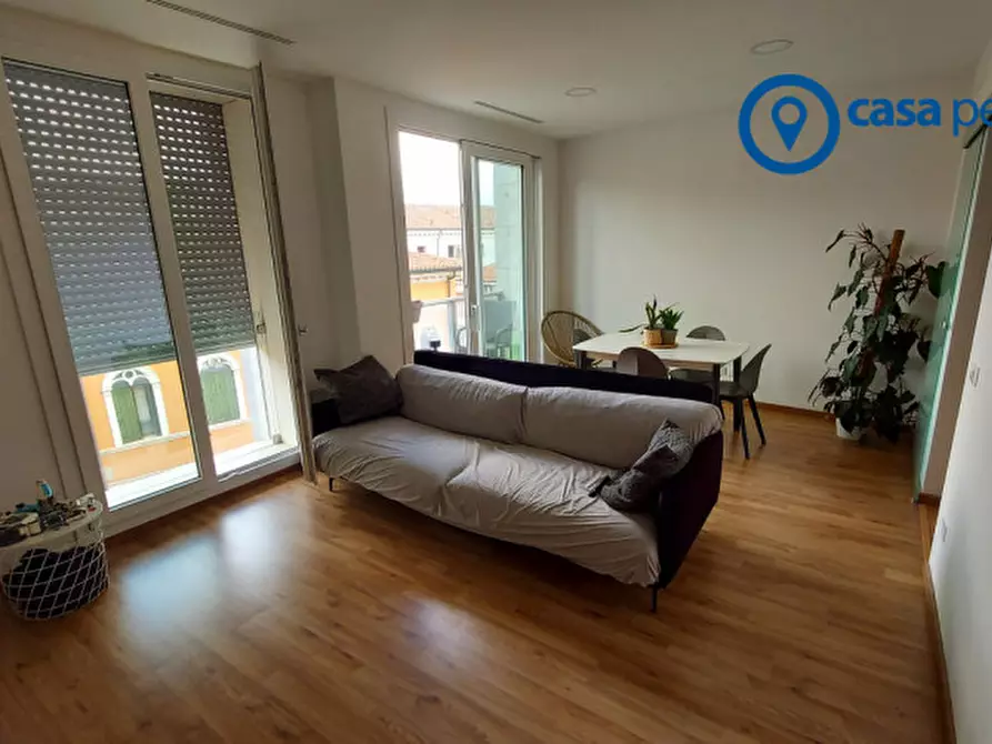 Immagine 1 di Appartamento in vendita  in Via Verdi 7 a Rovigo