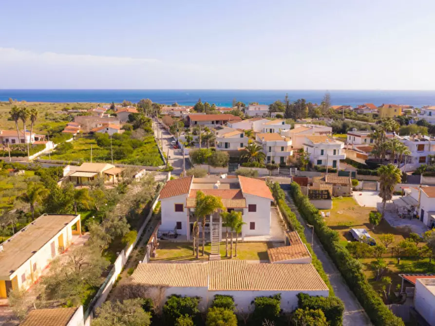 Immagine 1 di Villa in vendita  in Contrada San Lorenzo a Noto