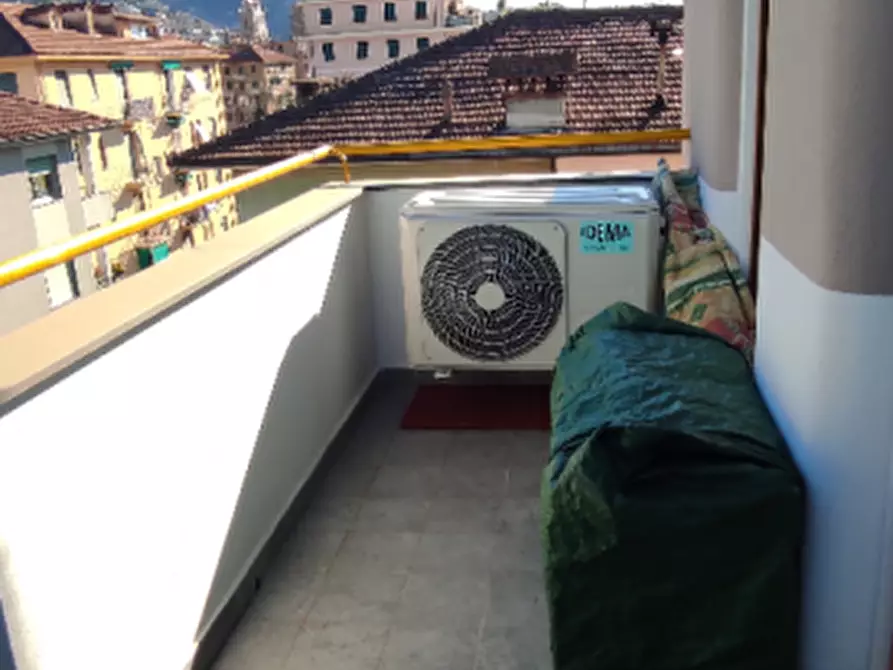 Immagine 18 di Appartamento in affitto  in via costaguta a Rapallo