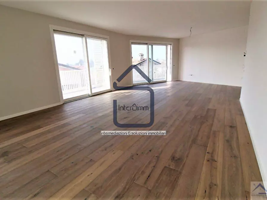 Immagine 12 di Appartamento in vendita  in via montello a Selvazzano Dentro