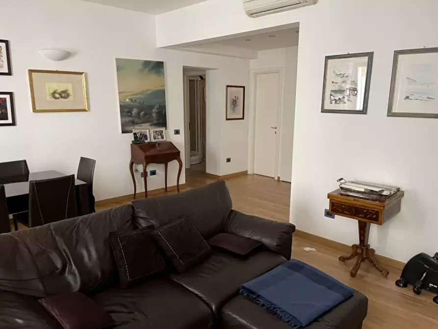 Immagine 5 di Appartamento in vendita  in Corso Garibaldi a Ancona