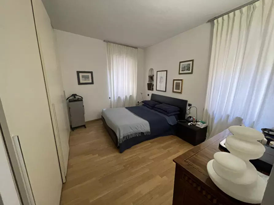 Immagine 12 di Appartamento in vendita  in Corso Garibaldi a Ancona