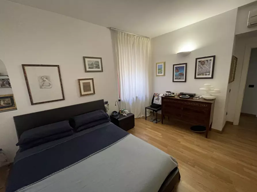 Immagine 14 di Appartamento in vendita  in Corso Garibaldi a Ancona