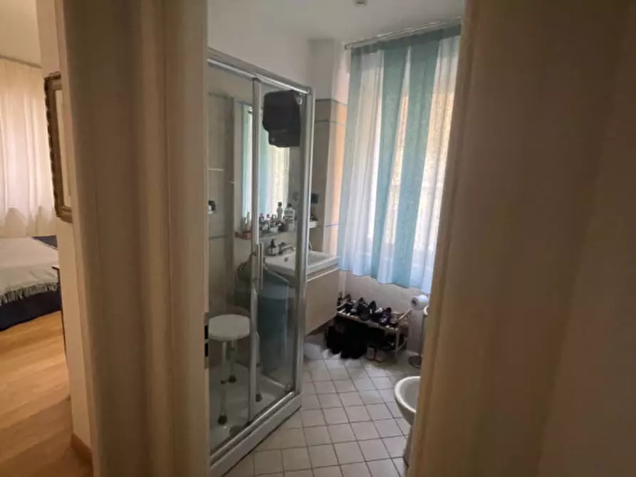 Immagine 17 di Appartamento in vendita  in Corso Garibaldi a Ancona