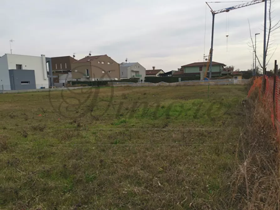 Immagine 2 di Terreno in vendita  in VIA CAVIN CASELLE a Santa Maria Di Sala